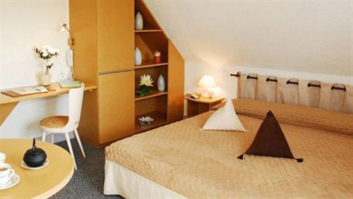 Logis Le Gavrinis Hotell Baden Eksteriør bilde